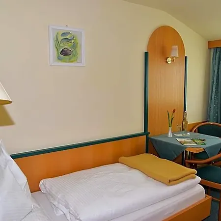 Florianihof Hotel 3*