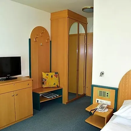 Hotel Florianihof 3*