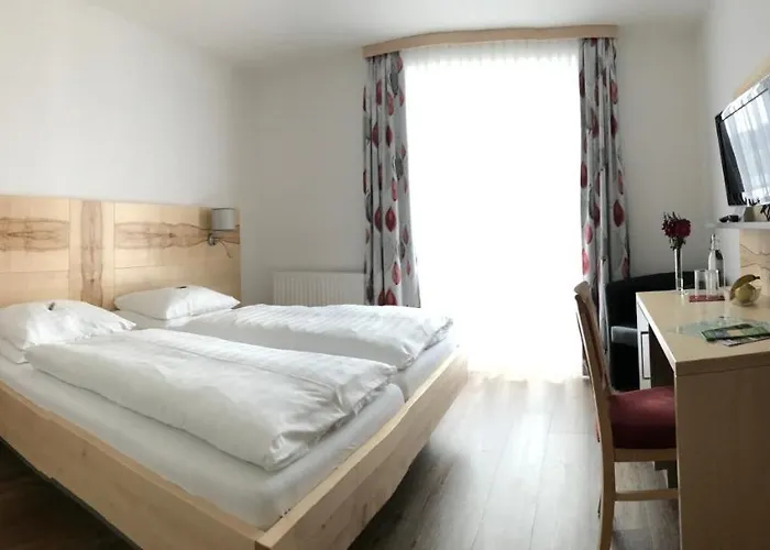 호텔 Florianihof Miesenbach (Styria)